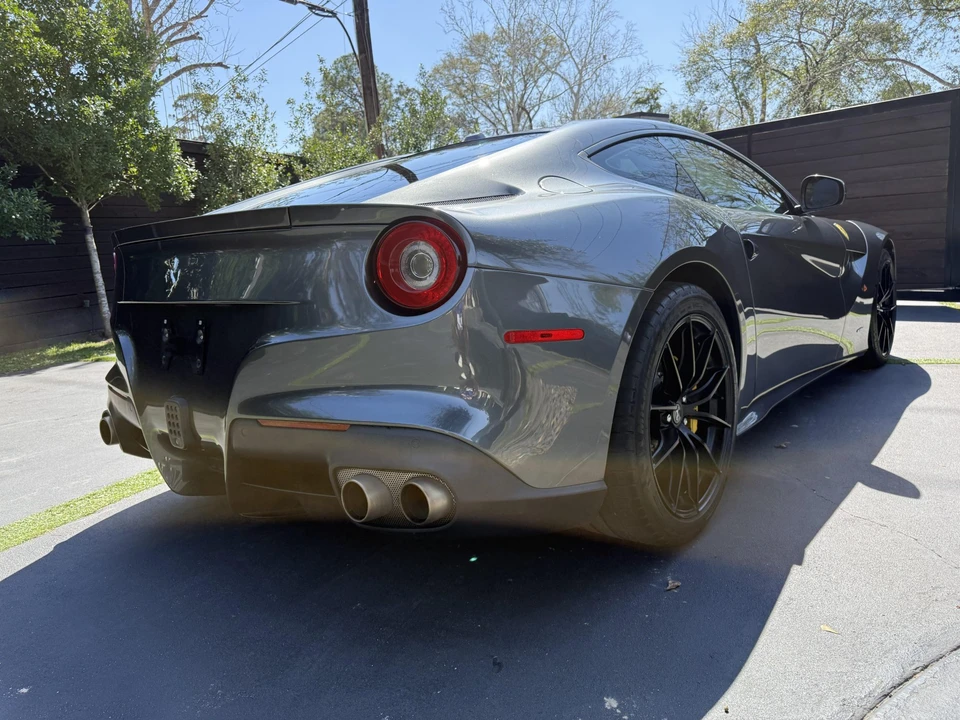 2013 Ferrari F12berlinetta - Image 17 of 31