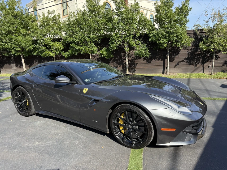 2013 Ferrari F12berlinetta - Image 25 of 31