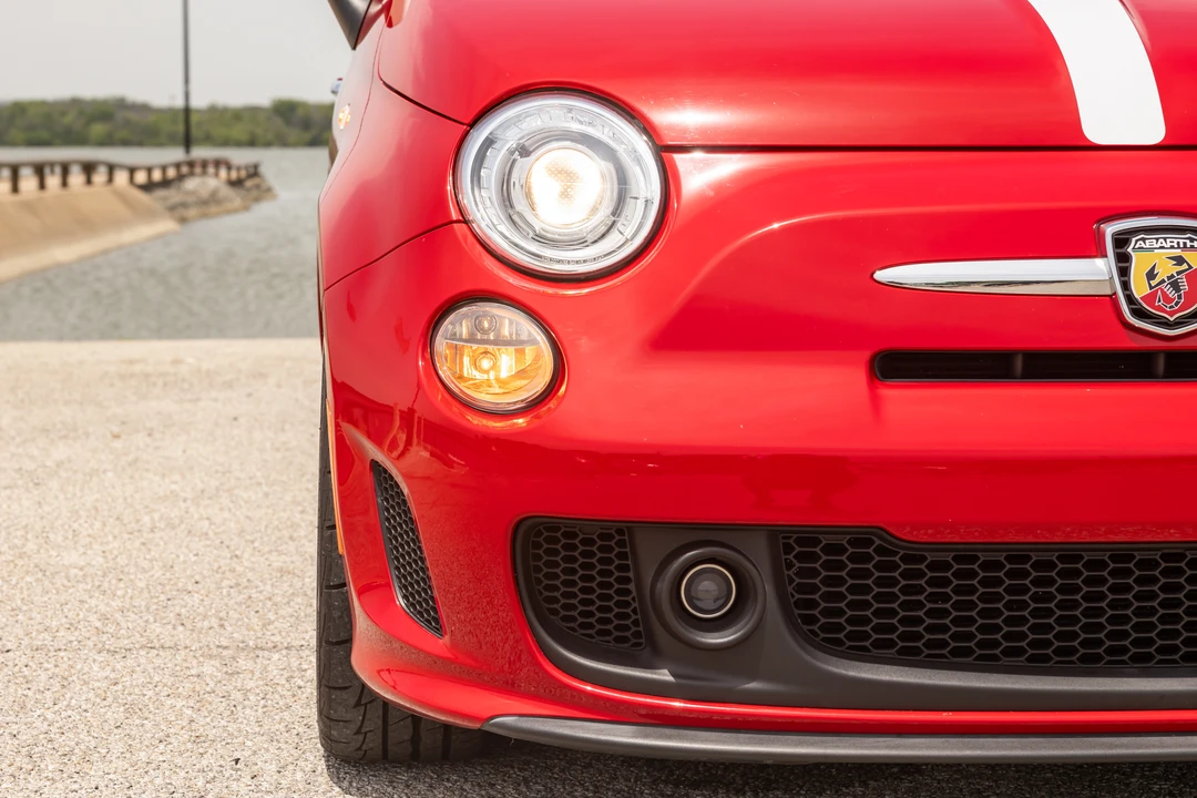 2013 Fiat Abarth 500 - Image 11 of 31