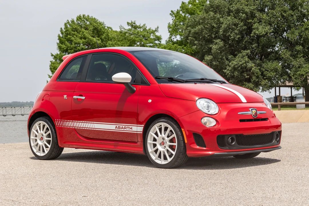 2013 Fiat Abarth 500 - Image 4 of 31