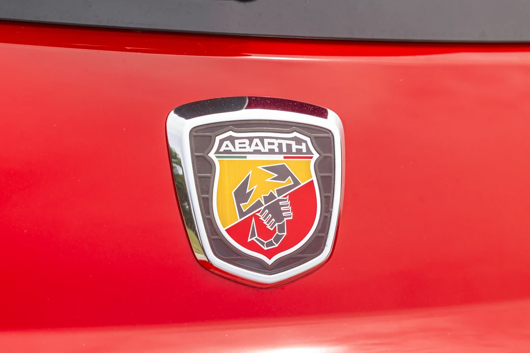 2013 Fiat Abarth 500 - Image 30 of 31