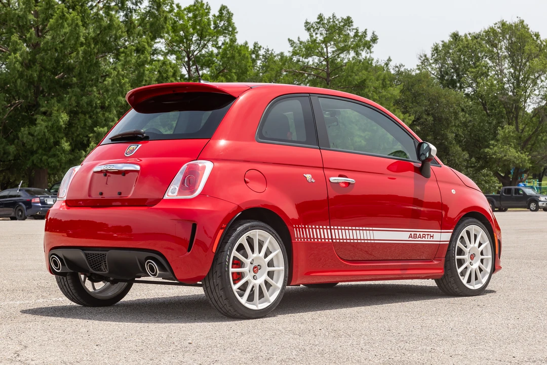 2013 Fiat Abarth 500 - Image 6 of 31