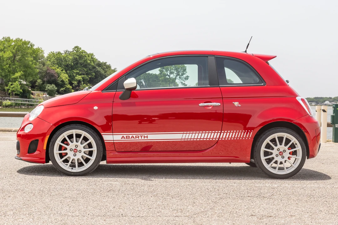 2013 Fiat Abarth 500 - Image 9 of 31