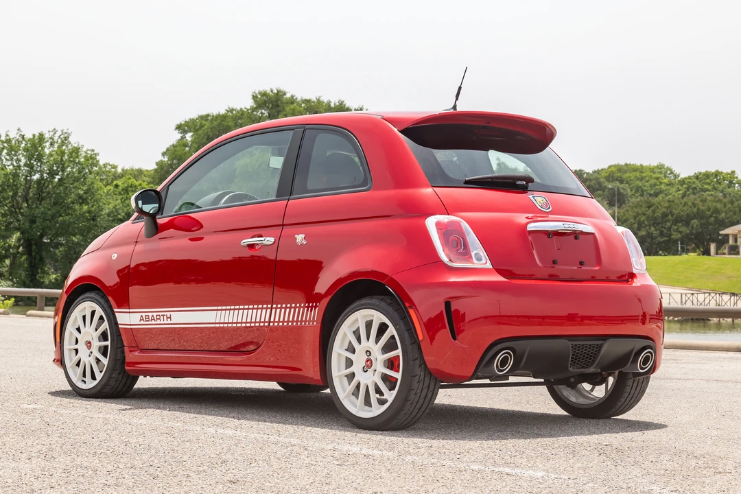 2013 Fiat Abarth 500 - Image 8 of 31
