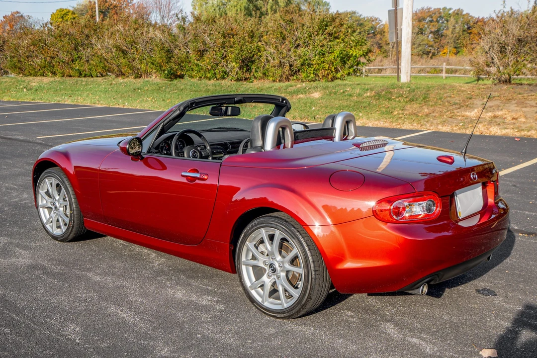 2013 Mazda NC MX-5 Miata - Image 4 of 31