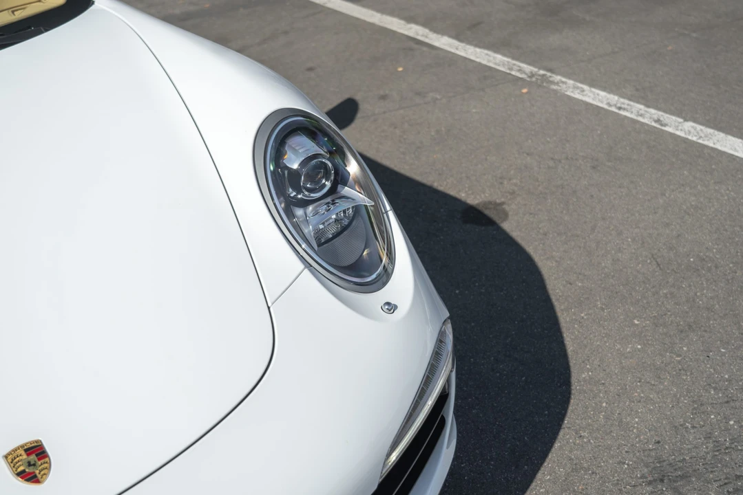 2013 Porsche 991 Carrera - Image 24 of 31