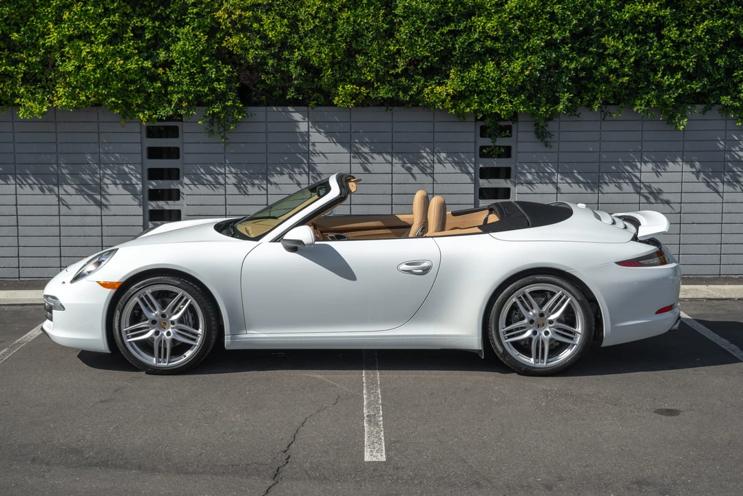 2013 Porsche 991 Carrera - Image 16 of 31
