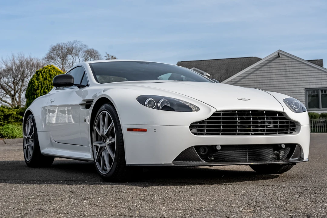 2014 Aston Martin V8 Vantage (2006-2017) - Image 5 of 31