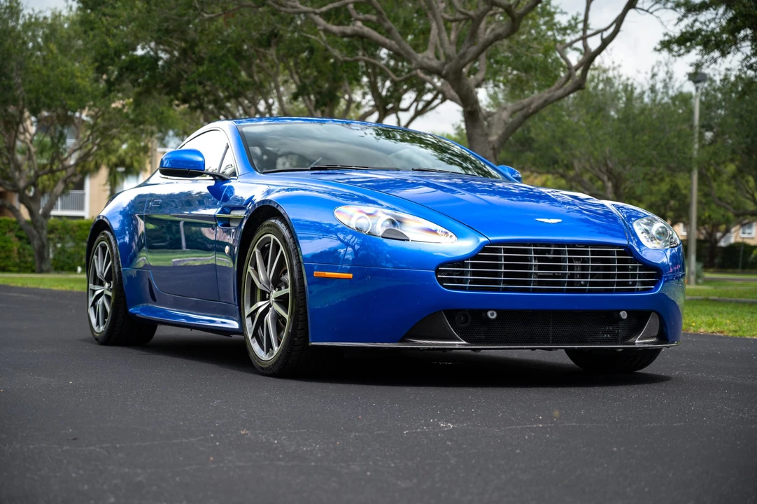 2014 Aston Martin V8 Vantage (2006-2017) - Image 29 of 31