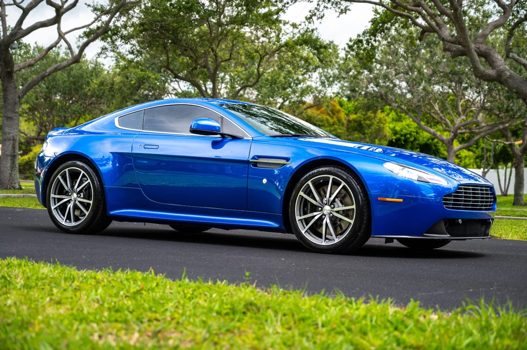 2014 Aston Martin V8 Vantage (2006-2017) - Image 27 of 31