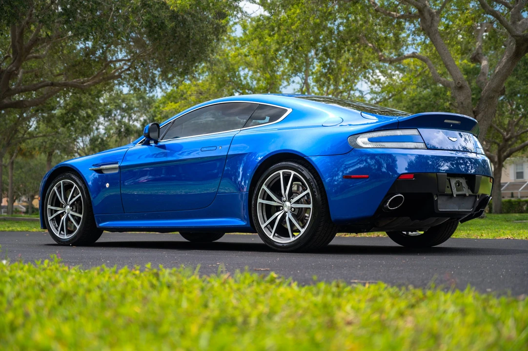 2014 Aston Martin V8 Vantage (2006-2017) - Image 15 of 31