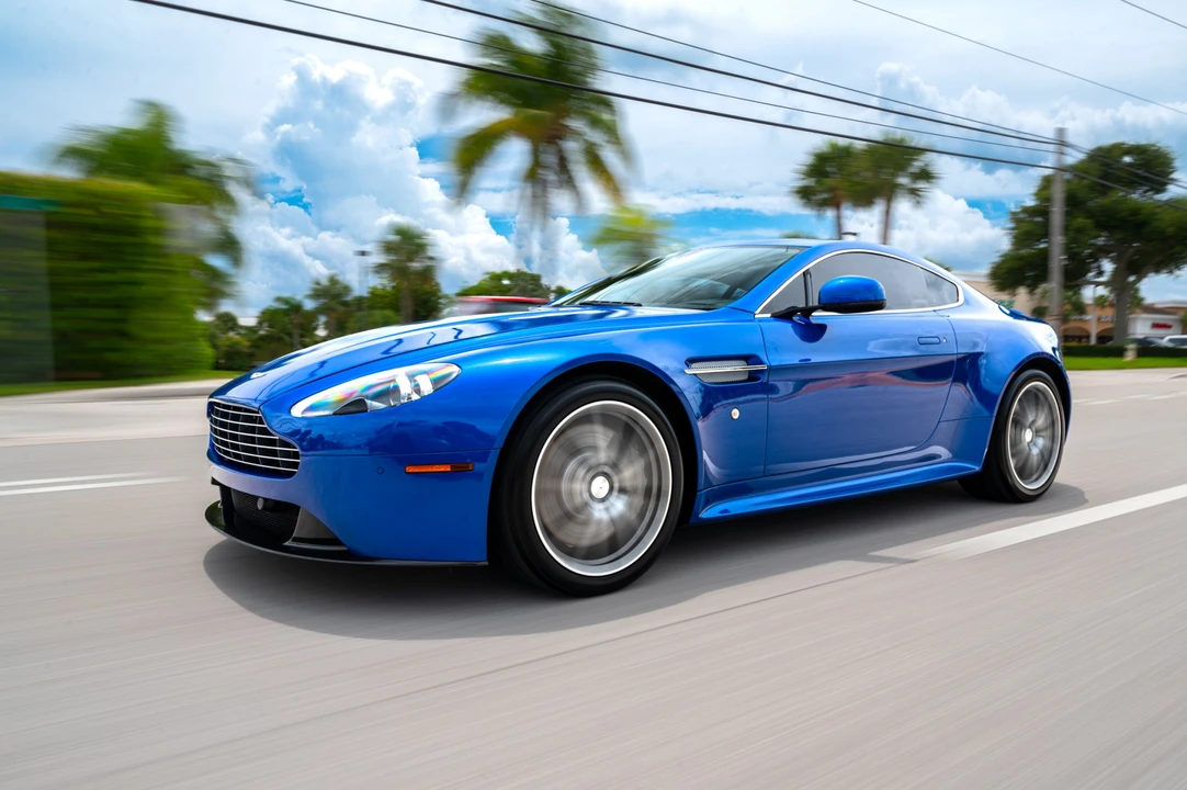2014 Aston Martin V8 Vantage (2006-2017) - Image 3 of 31