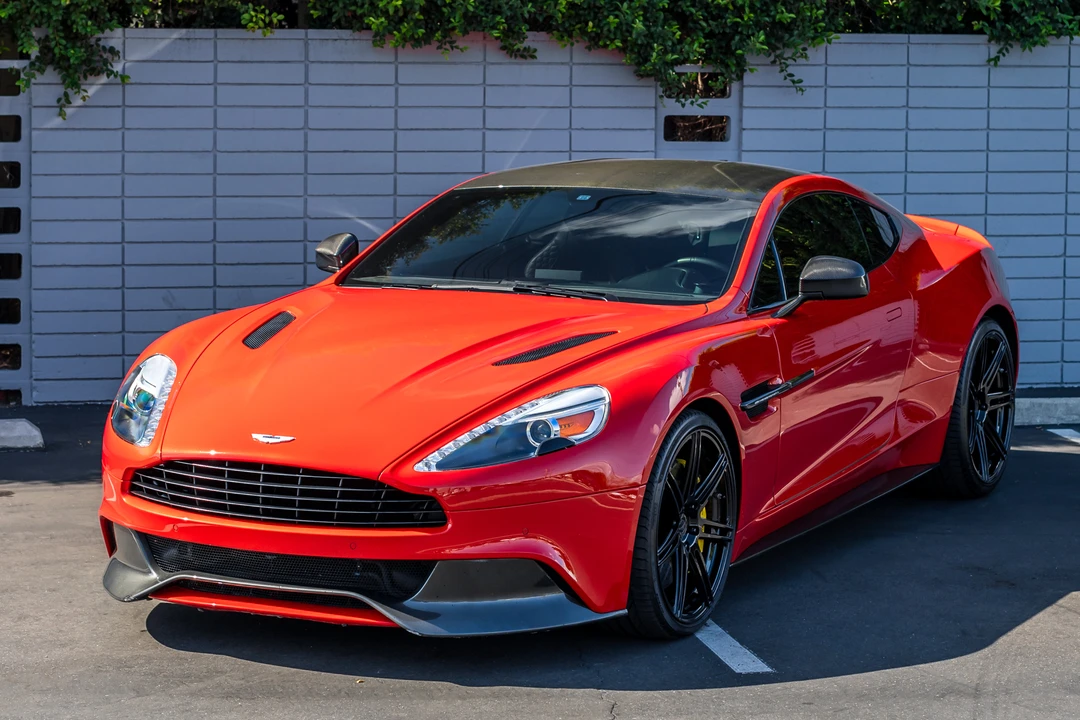 2014 Aston Martin Vanquish 2nd Gen - Image 2 of 31