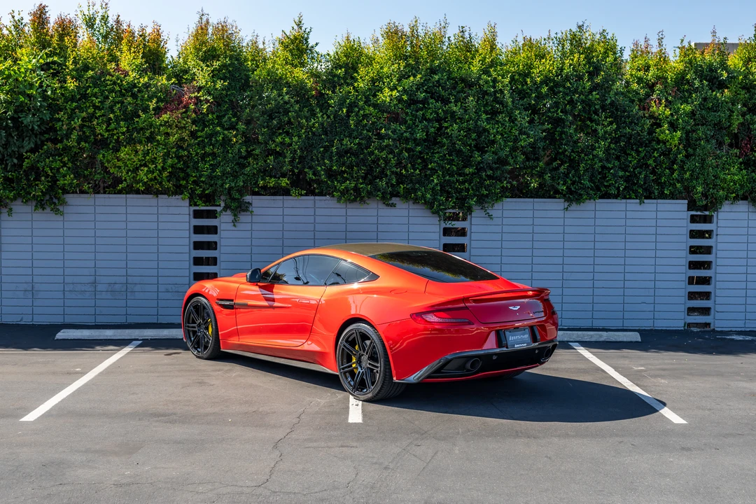 2014 Aston Martin Vanquish 2nd Gen - Image 16 of 31