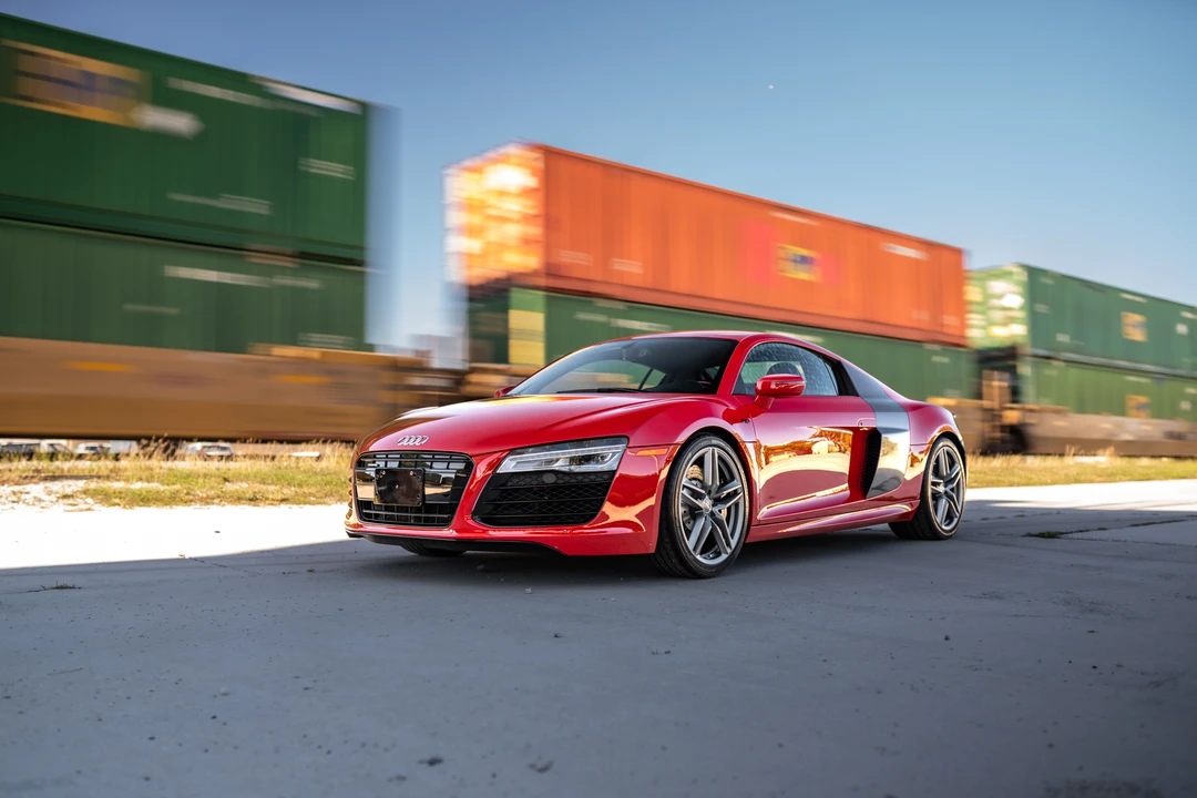 2014 Audi 42 R8 - Image 28 of 31