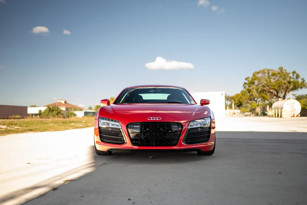 2014 Audi 42 R8 - Image 26 of 31