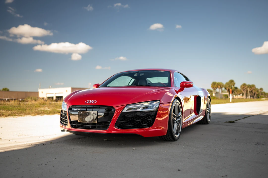 2014 Audi 42 R8 - Image 15 of 31
