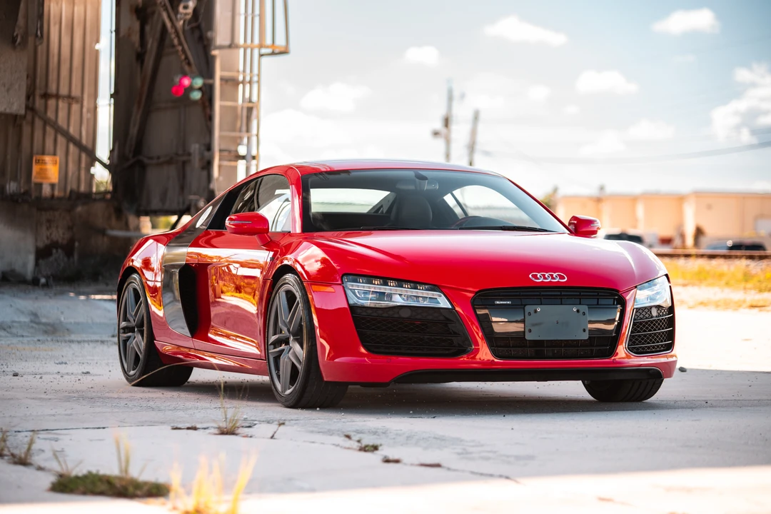 2014 Audi 42 R8 - Image 12 of 31
