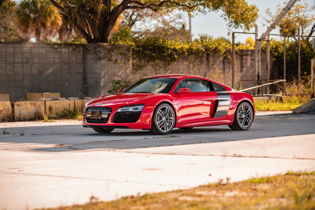 2014 Audi 42 R8 - Image 2 of 31