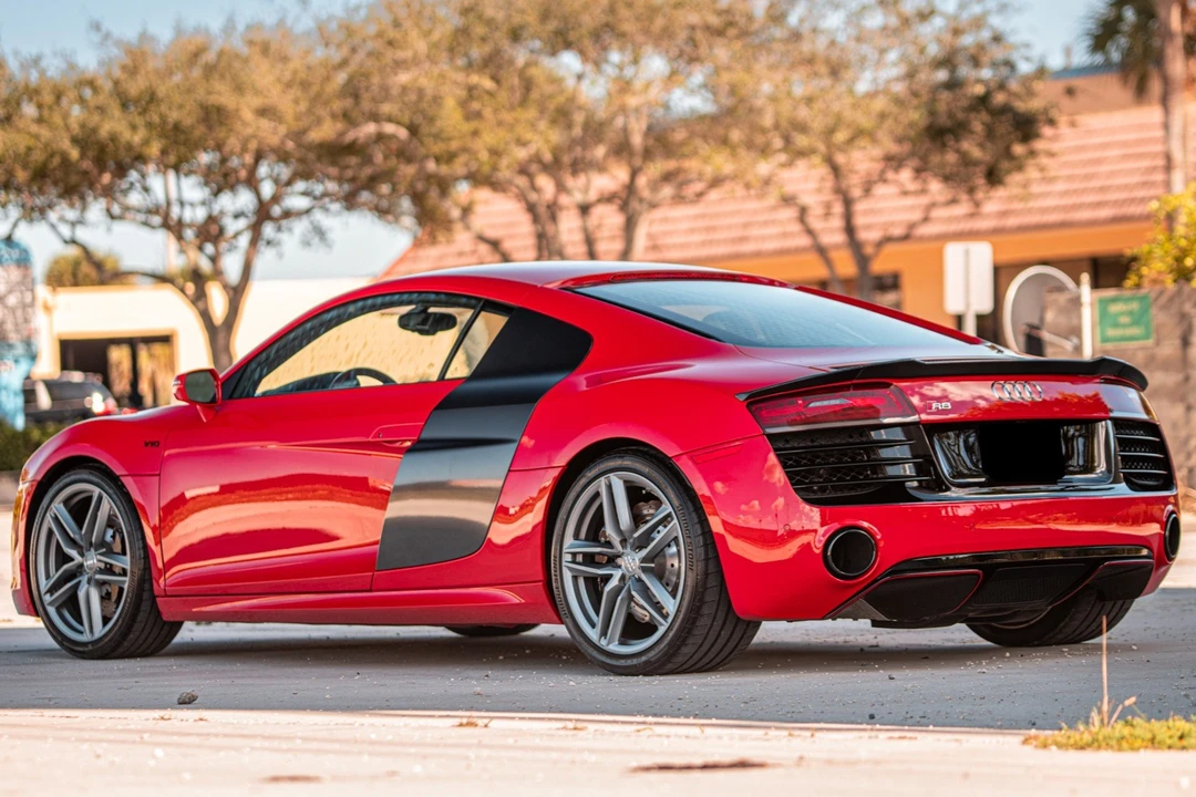 2014 Audi 42 R8 - Image 5 of 31