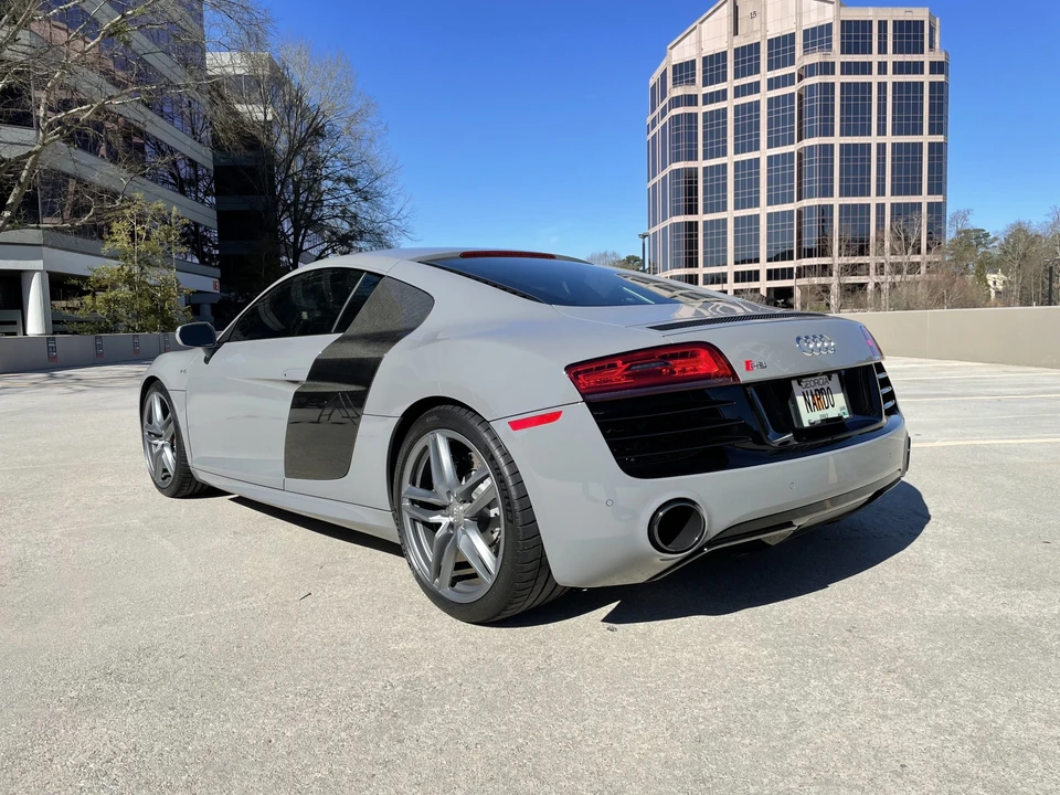2014 Audi 42 R8 - Image 14 of 31