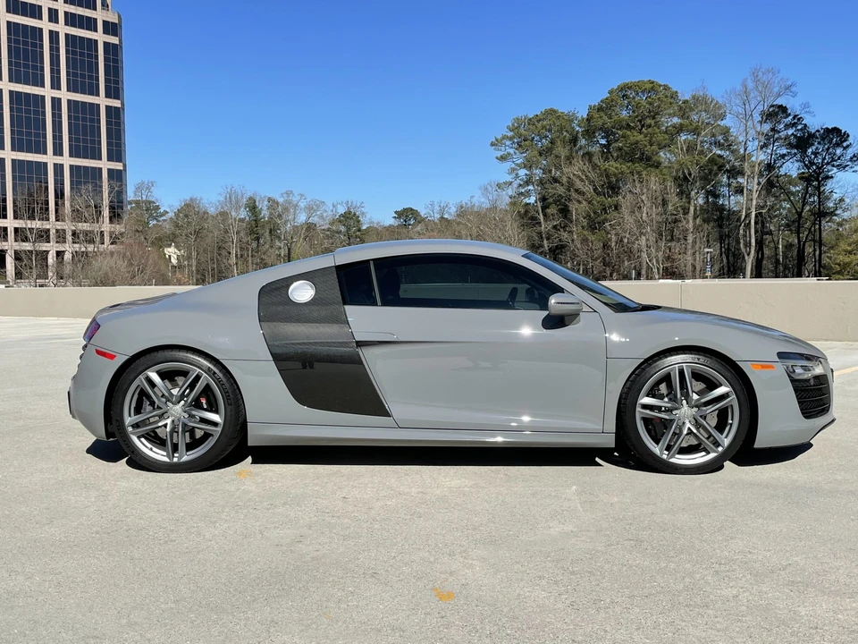 2014 Audi 42 R8 - Image 22 of 31