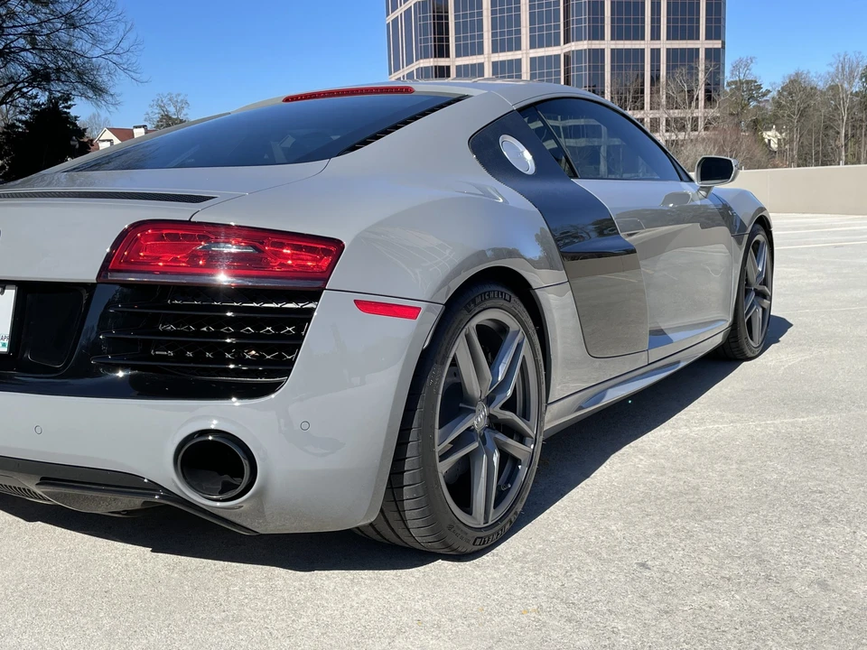 2014 Audi 42 R8 - Image 23 of 31