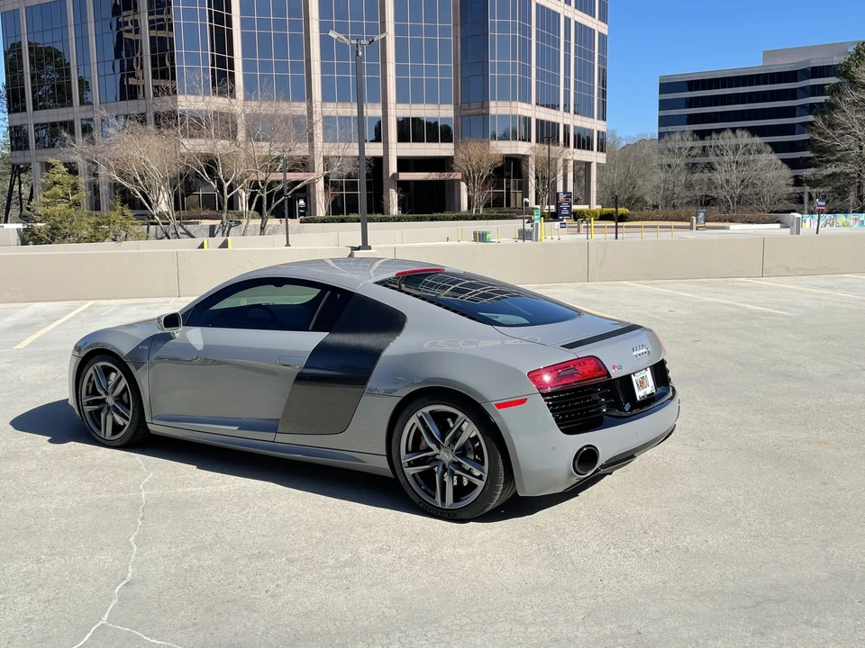2014 Audi 42 R8 - Image 12 of 31
