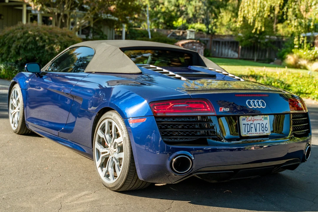 2014 Audi 42 R8 - Image 12 of 31