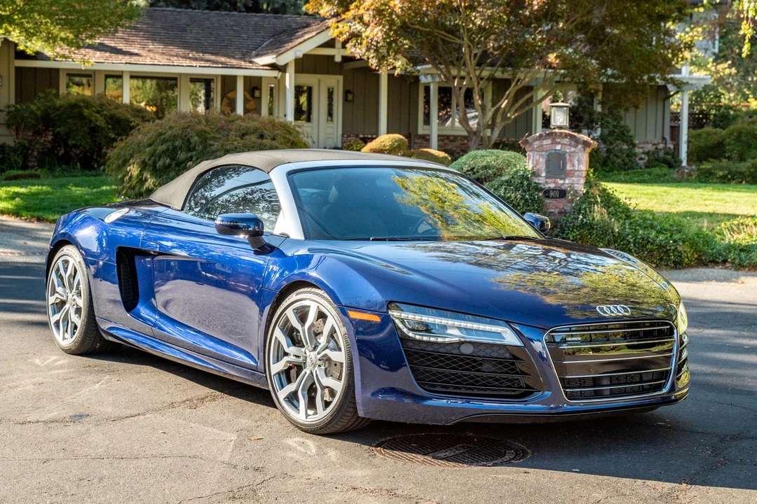 2014 Audi 42 R8 - Image 7 of 31