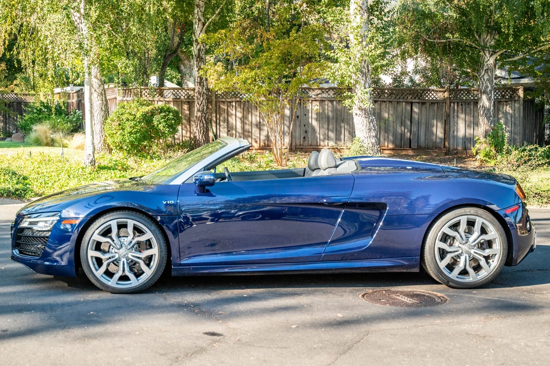 2014 Audi 42 R8 - Image 14 of 31