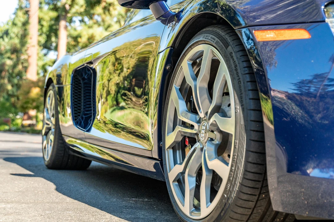 2014 Audi 42 R8 - Image 24 of 31