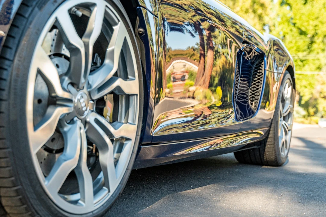2014 Audi 42 R8 - Image 21 of 31