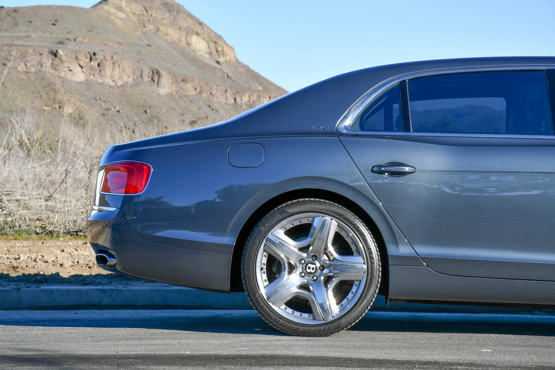 2014 Bentley Continental Flying Spur - Image 17 of 31