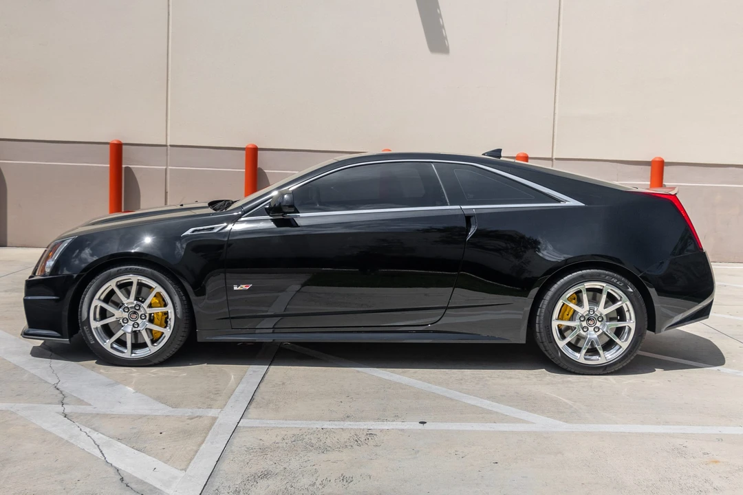 2014 Cadillac CTS-V 2nd Gen - Image 2 of 31