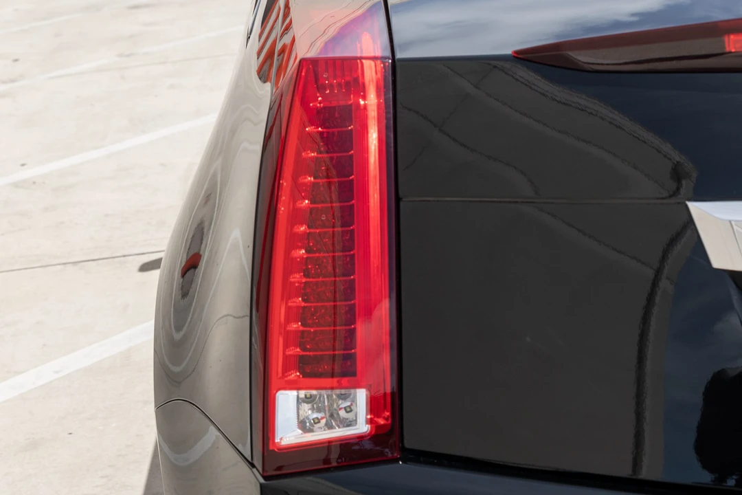 2014 Cadillac CTS-V 2nd Gen - Image 19 of 31