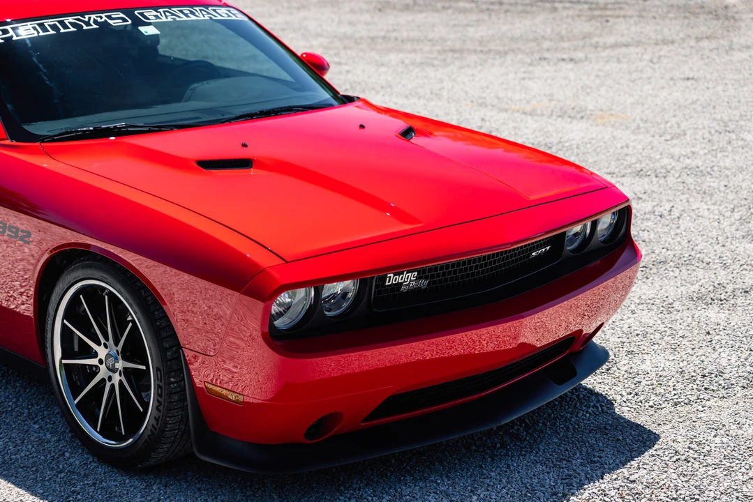 2014 Dodge Challenger SRT8 & 392 3rd Gen - Image 26 of 31
