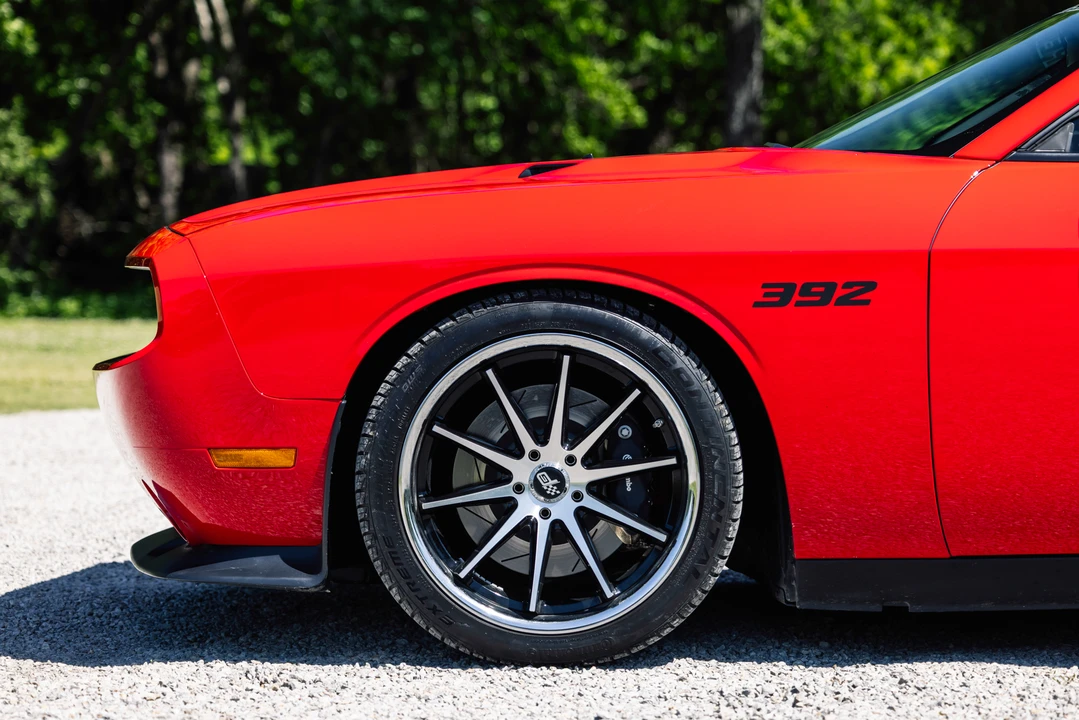 2014 Dodge Challenger SRT8 & 392 3rd Gen - Image 27 of 31