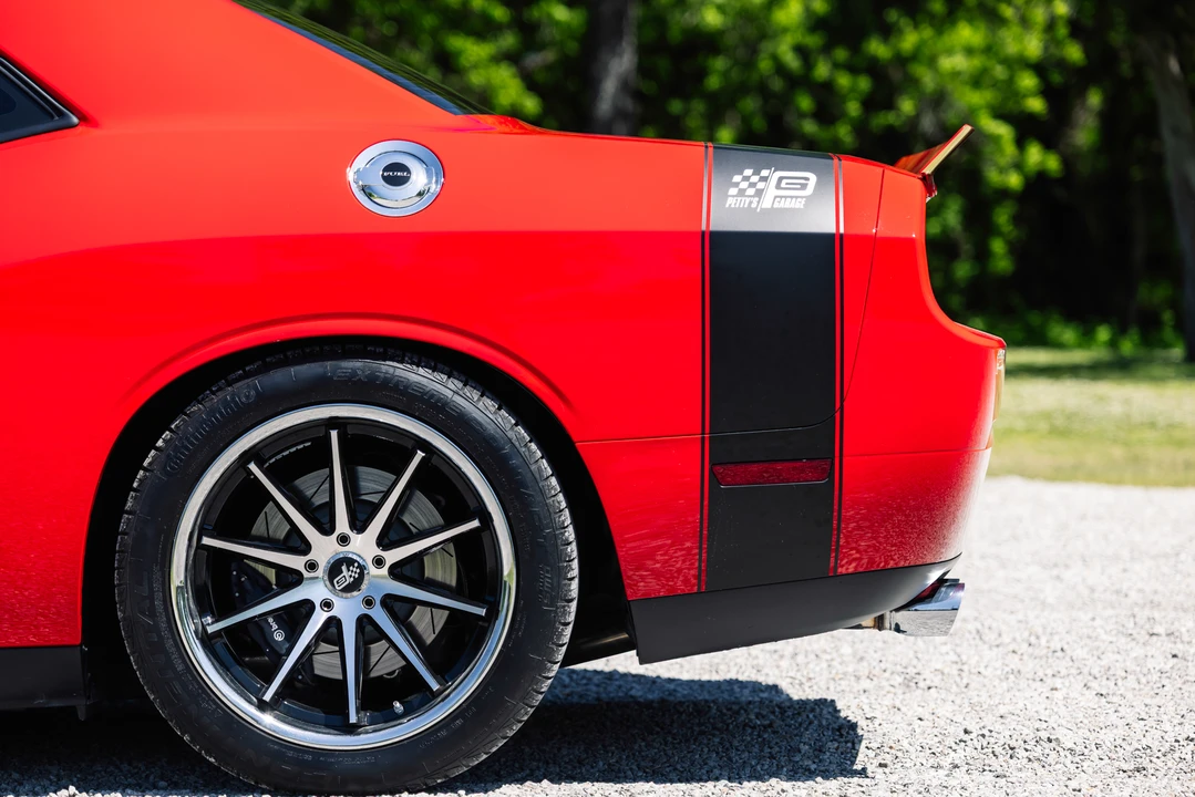 2014 Dodge Challenger SRT8 & 392 3rd Gen - Image 30 of 31
