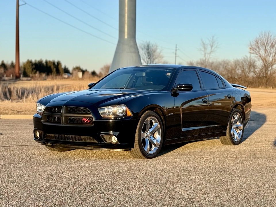 2014 Dodge Charger 7th Gen - Image 16 of 31