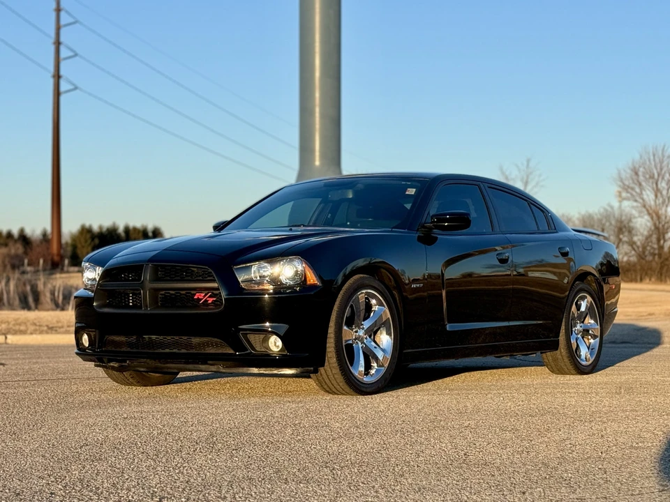 2014 Dodge Charger 7th Gen - Image 17 of 31