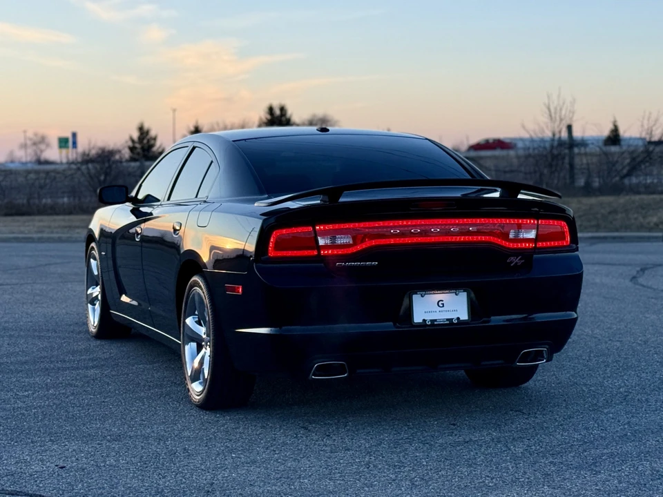2014 Dodge Charger 7th Gen - Image 27 of 31