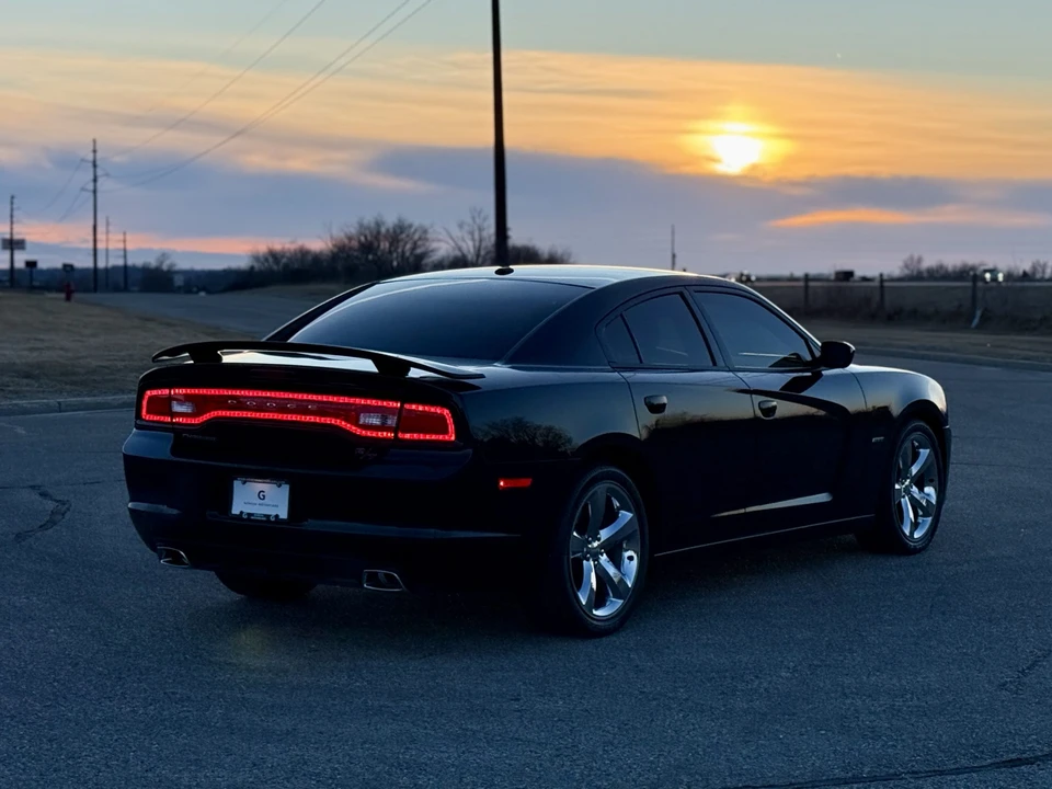 2014 Dodge Charger 7th Gen - Image 29 of 31