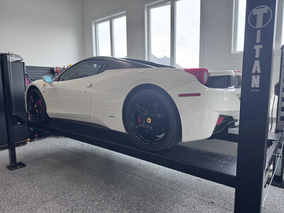 2014 Ferrari 458 Spider - Image 13 of 31