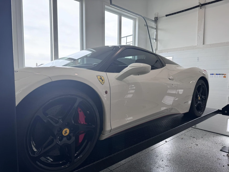 2014 Ferrari 458 Spider - Image 26 of 31