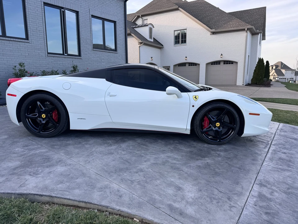 2014 Ferrari 458 Spider - Image 6 of 31