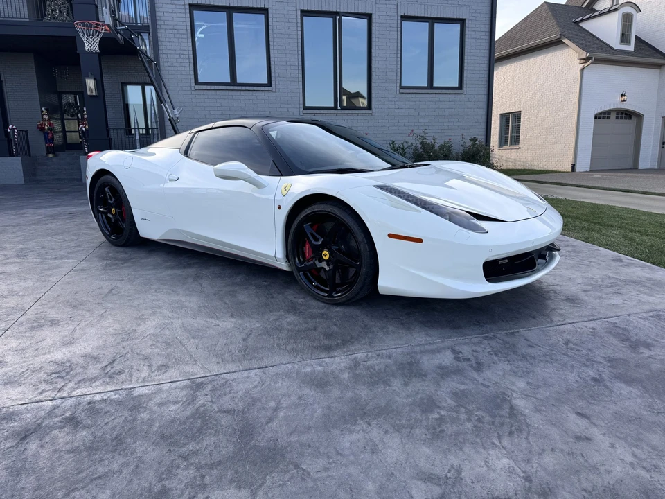 2014 Ferrari 458 Spider - Image 4 of 31