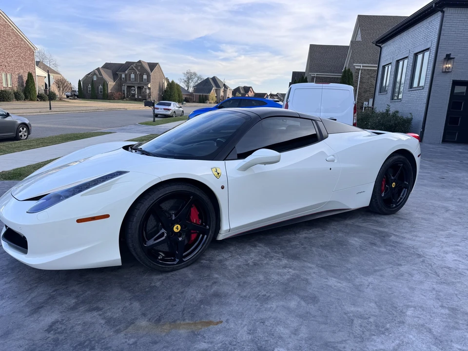 2014 Ferrari 458 Spider - Image 2 of 31