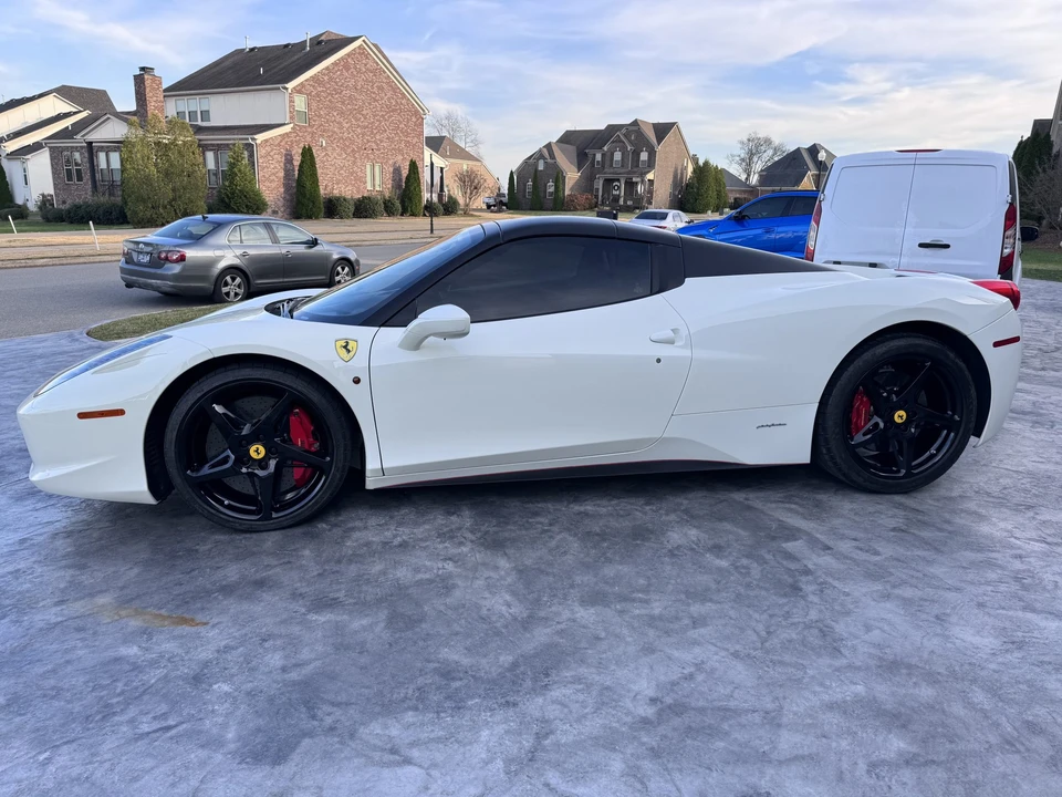2014 Ferrari 458 Spider - Image 10 of 31