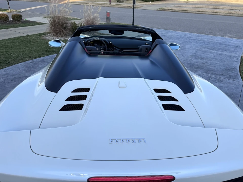 2014 Ferrari 458 Spider - Image 22 of 31